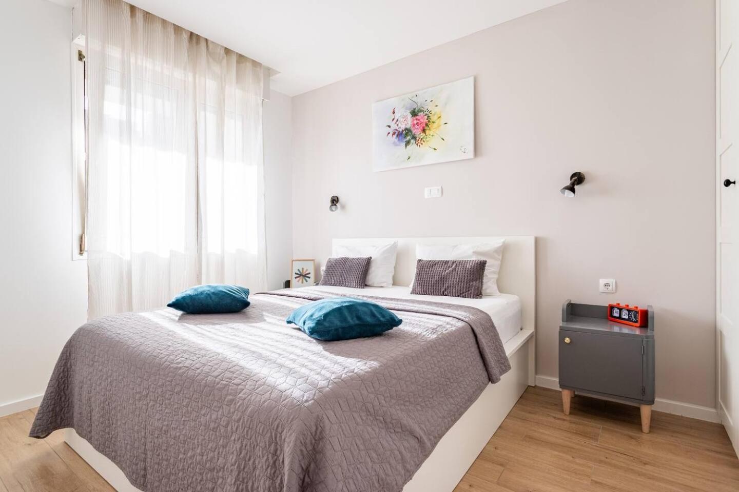 Center Apartment Pia أوميس المظهر الخارجي الصورة