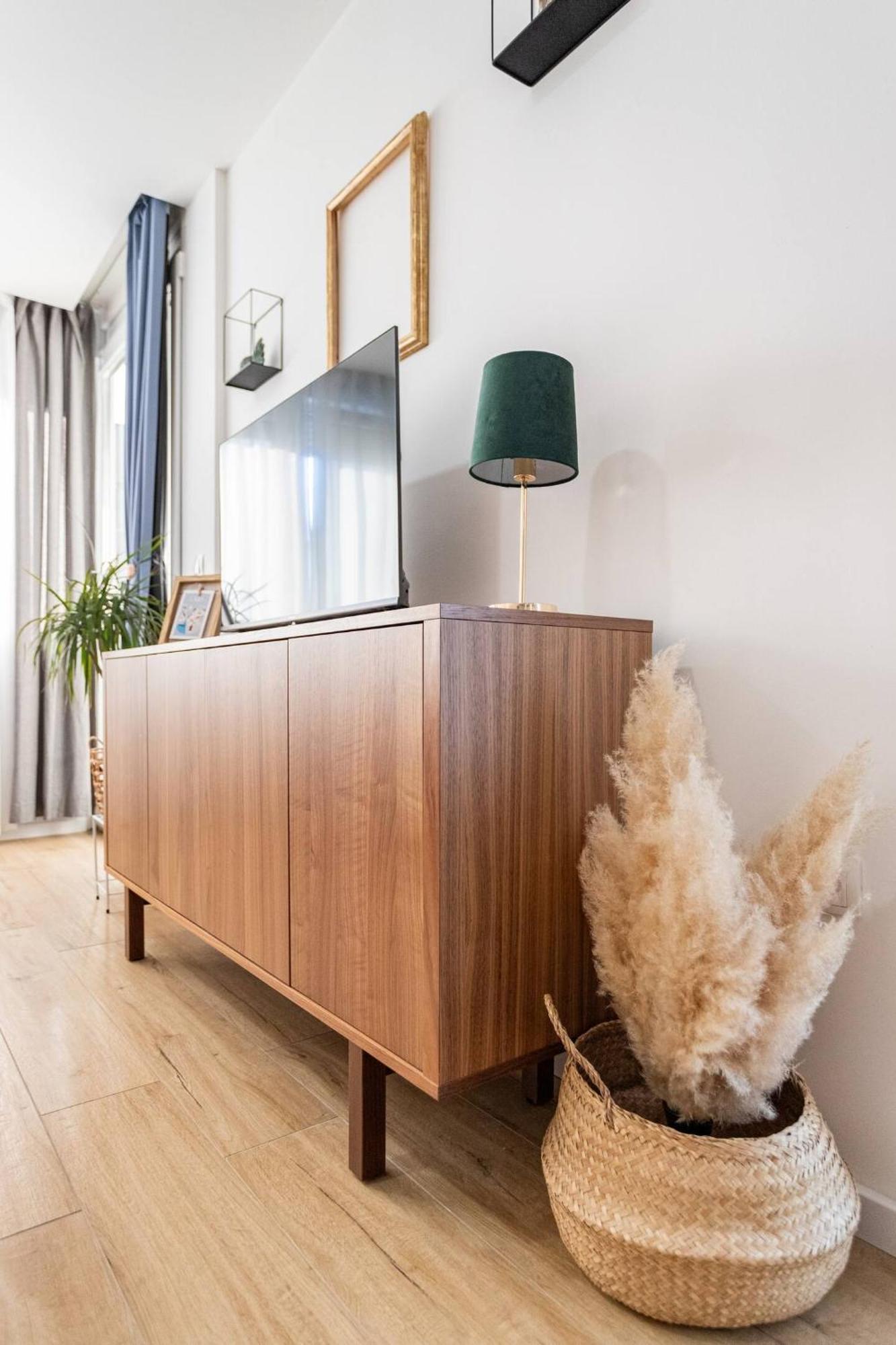 Center Apartment Pia أوميس المظهر الخارجي الصورة